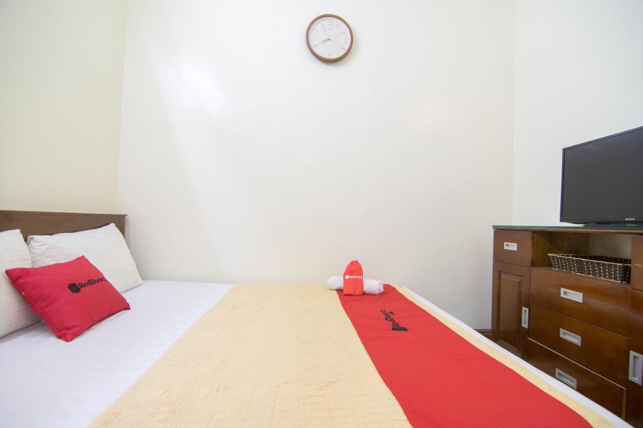 Khách sạn Reddoorz Gần Bệnh Viện Việt Pháp